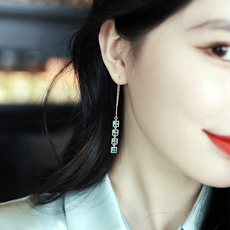 Anting Gantung Panjang Model Rumbai Mewah Elegan Gaya Korea Untuk Wanita