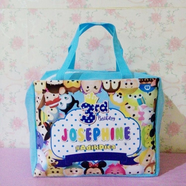 

Tas Ultah Anak Tsum Tsum / Tas Souvenir Resleting / Tas Ulang Tahun Tsum Tsum / Goodiebag Tsum Tsum