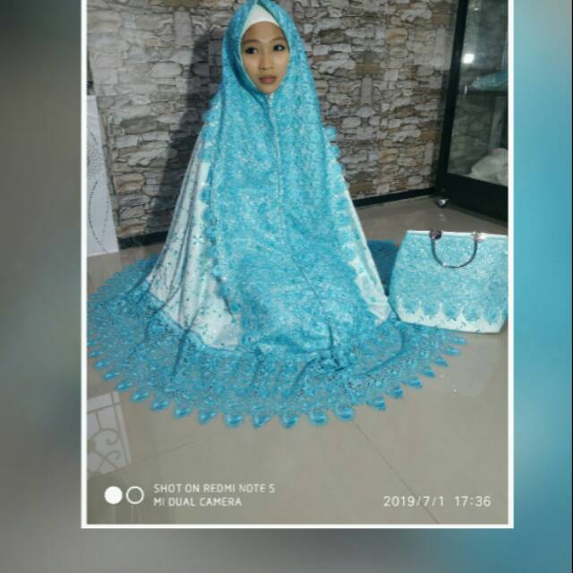 Mukena sutra prada