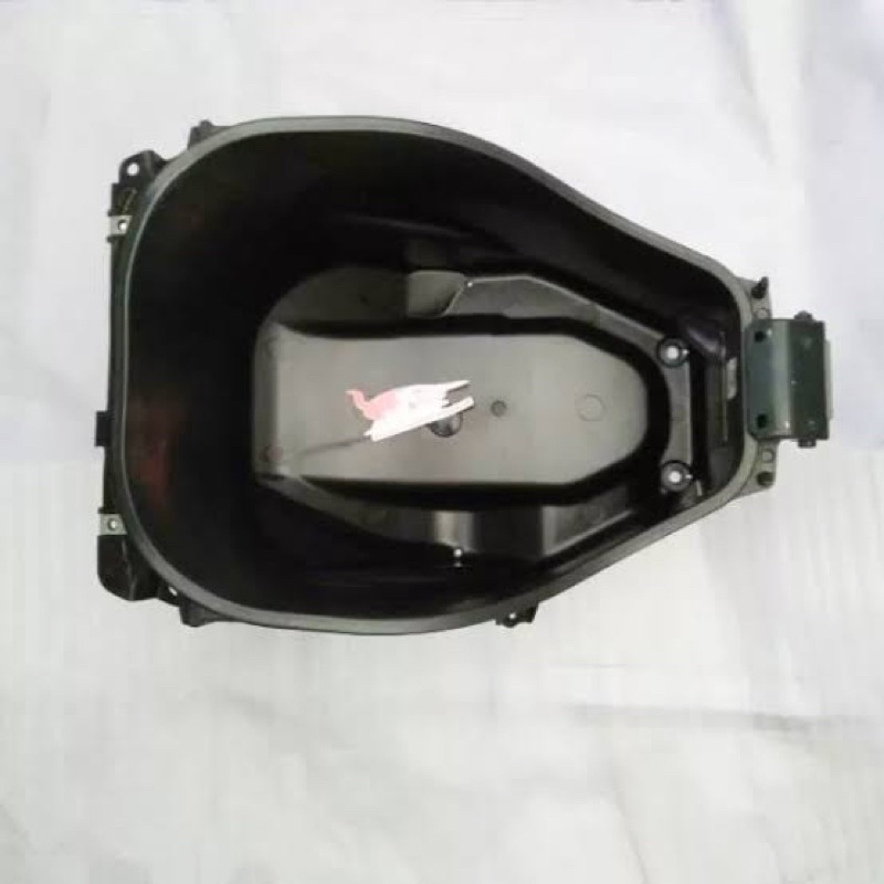 BOX BAGASI SCOOPY 2013 81250-K16-900