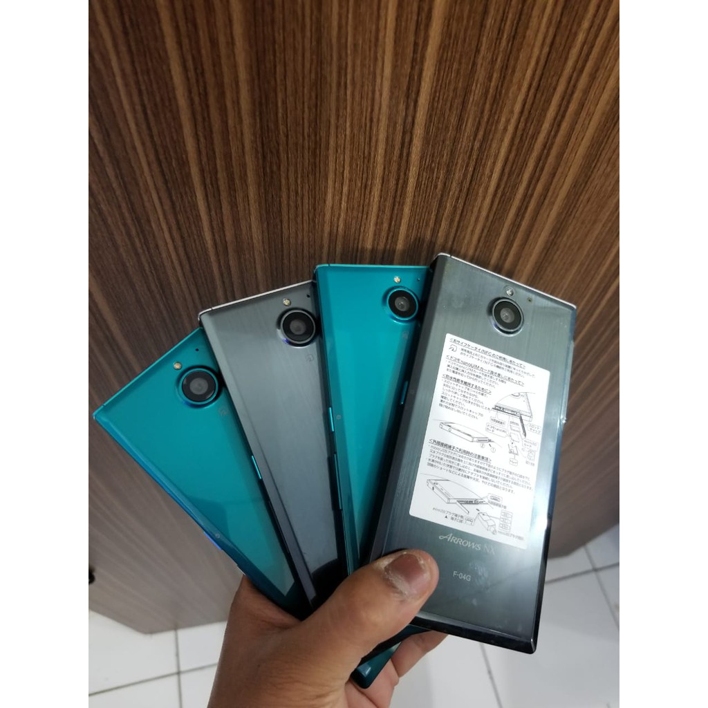 Fujitsu  Arrows NX F-04G 4G