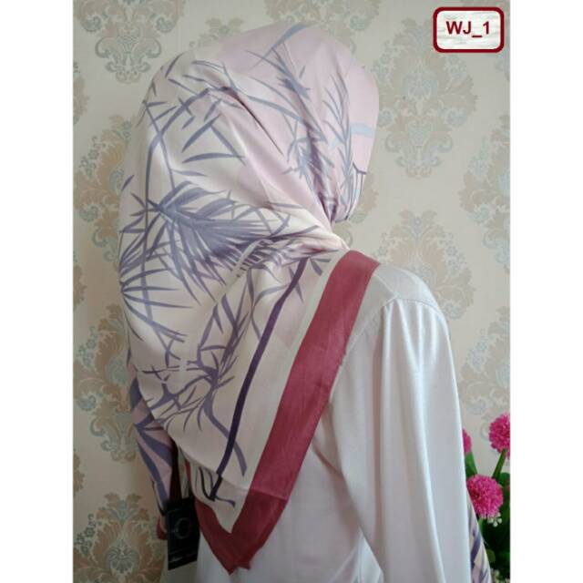 Hijab Adabia/Nunaya/Umama - hijab segiempat motif