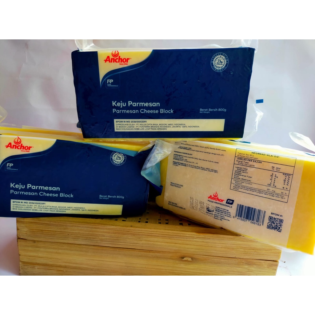 

Keju Parmesan Cheese Block Anchor 800 Grm Halal Free Bubble Wrap dan Dus Tebal