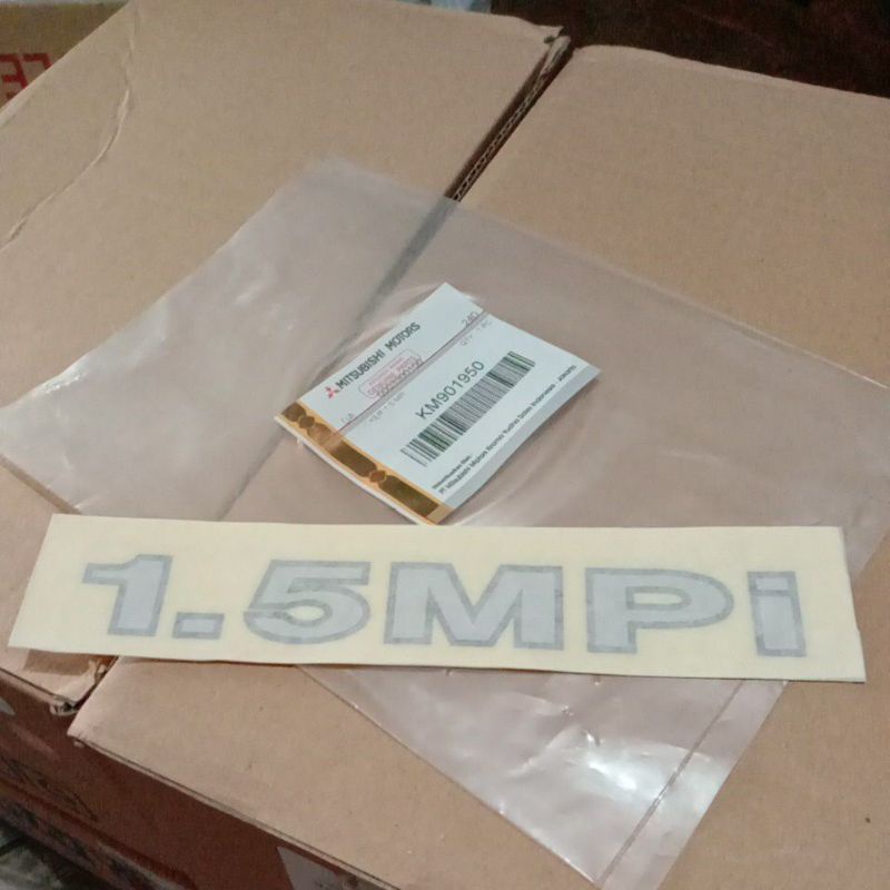 Stiker 1.5 MPI original MITSUBISHI