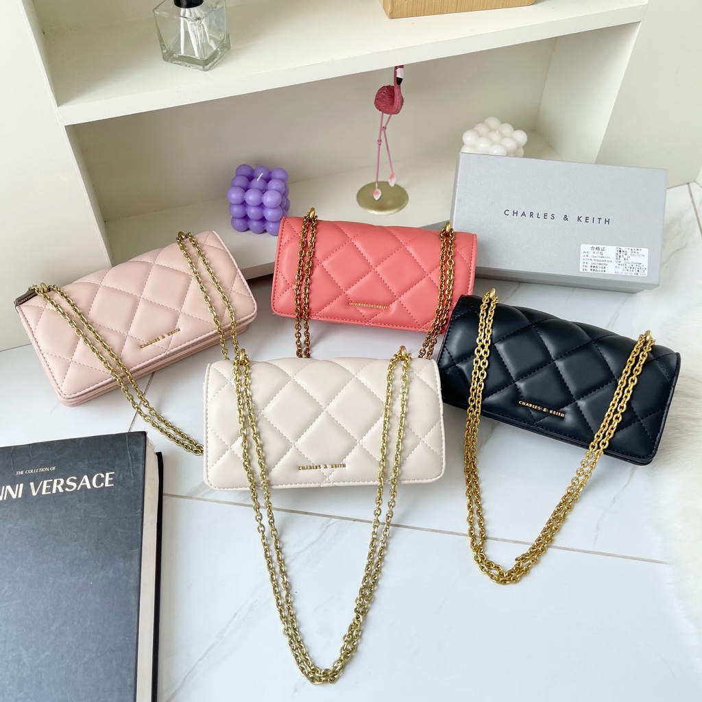 C*K TAS PESTA CLUTCH CHAIN HANDLE QUILTED LONG WALLET 011106