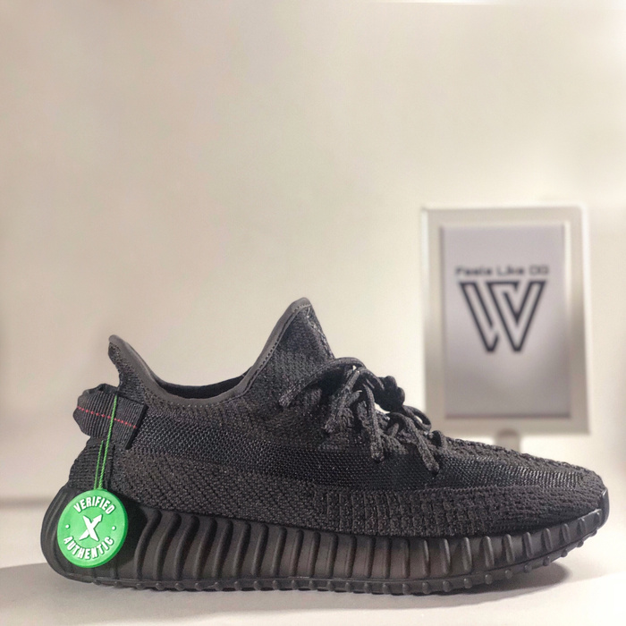 harga yeezy black reflective