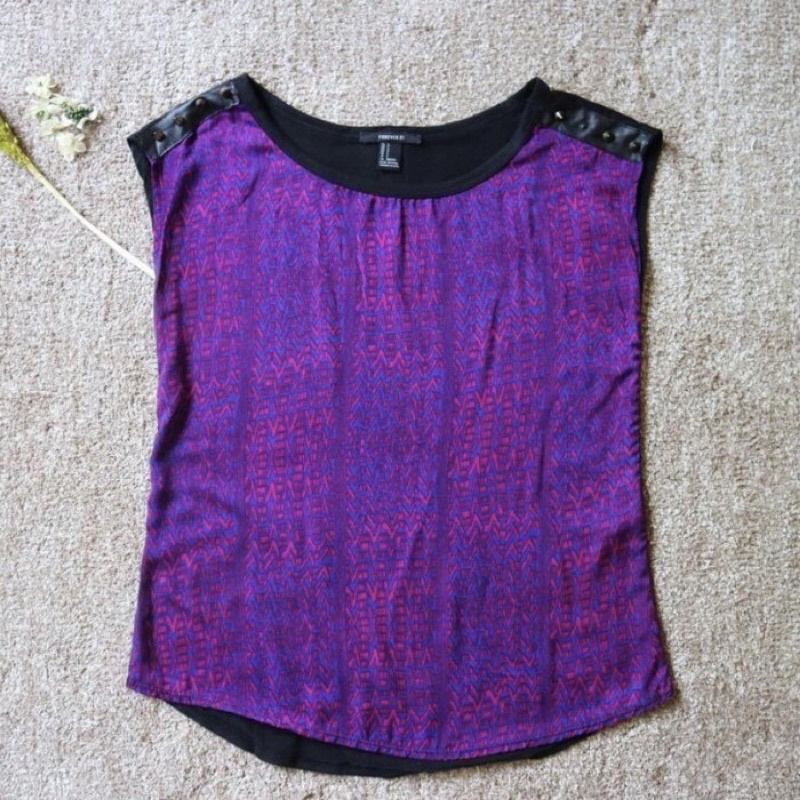 Forever 21 Purple Stud Top / Baju Kaos Wanita Forever 21