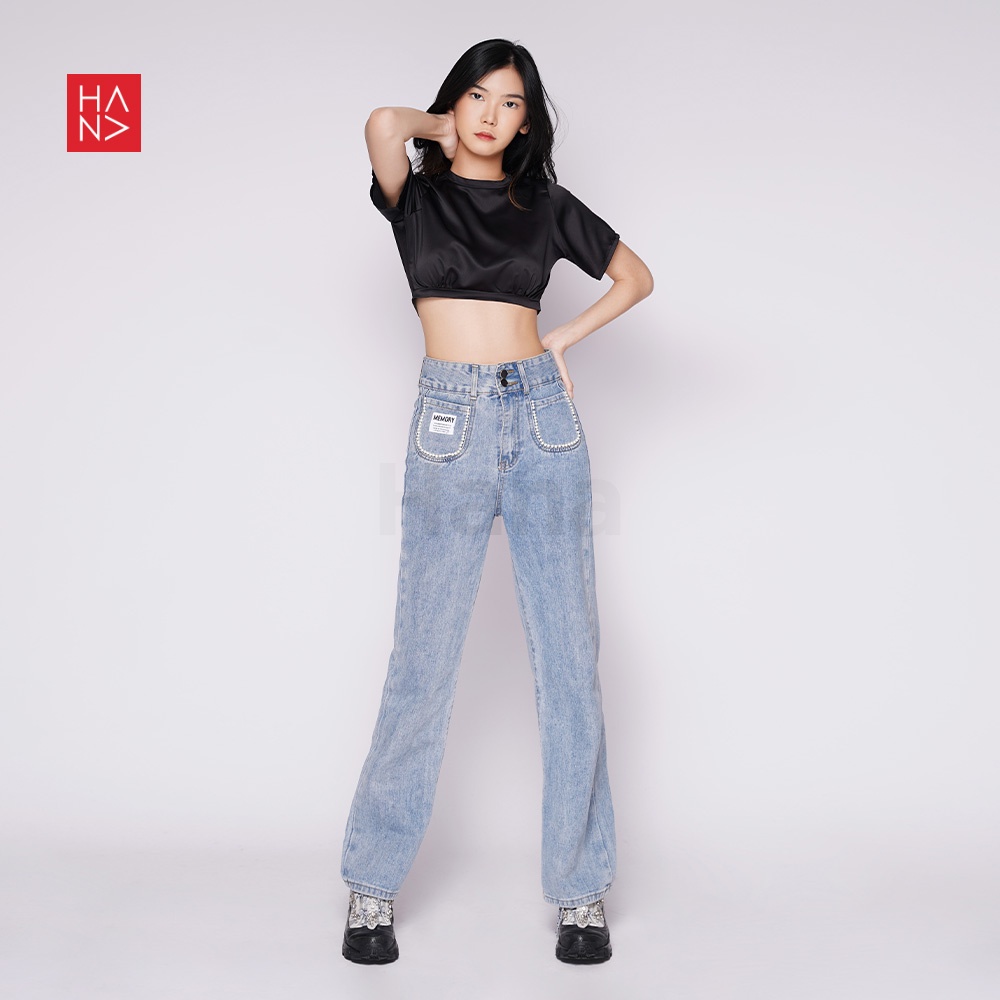 Hana Fashion - Ester Backless Satin Crop Top Wanita - CT156