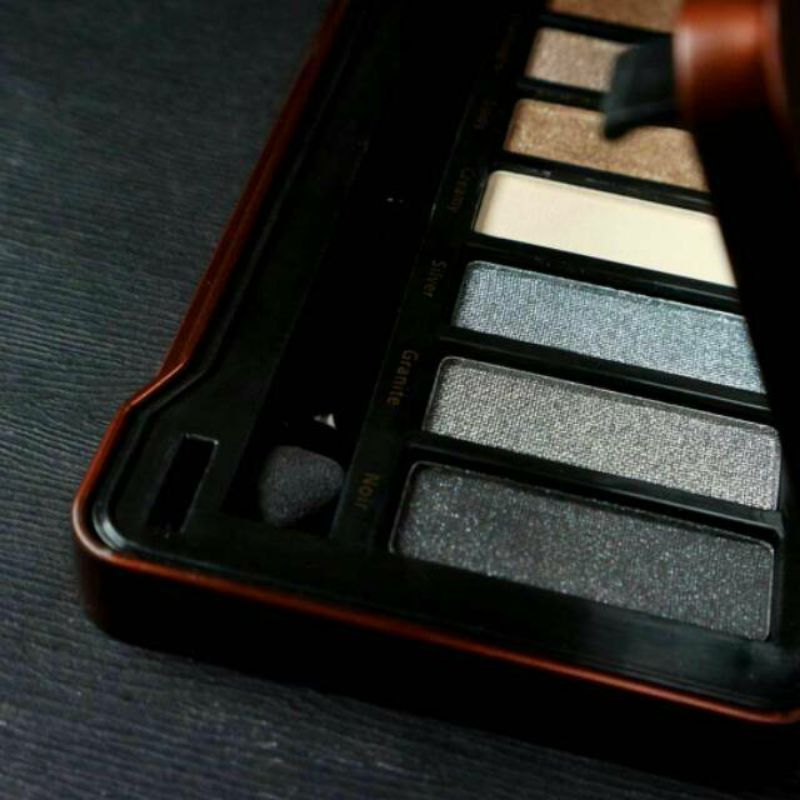 LT PRO DIVA EYE SHADOW PALLETTE / EYESHADOW PALLETE PALET