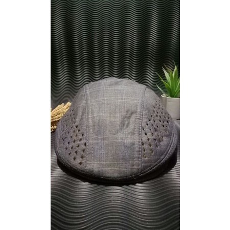 Topi Pet Bear Second / Topi Newsboy / Topi Kodok