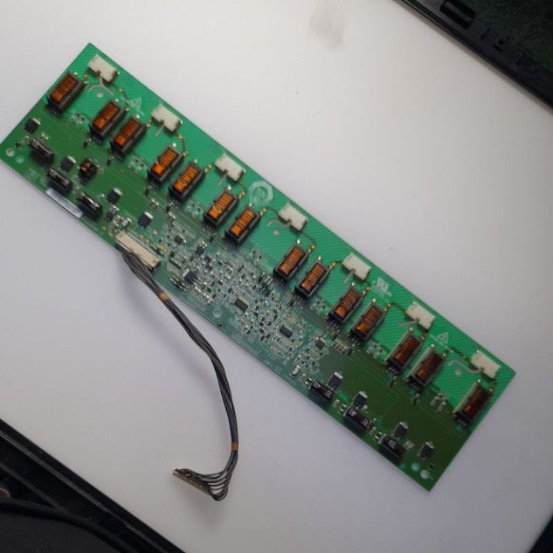 Inventer tv lcd LG 32 inch LG30RA