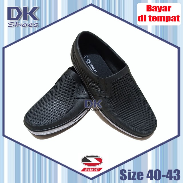 Nikko 8136 Tawon / Sankyo by ATT 1146 - Sepatu 38-43 Karet Hitam Pria Murah / Sepatu Hitam Laki / Sepatu Waterproff