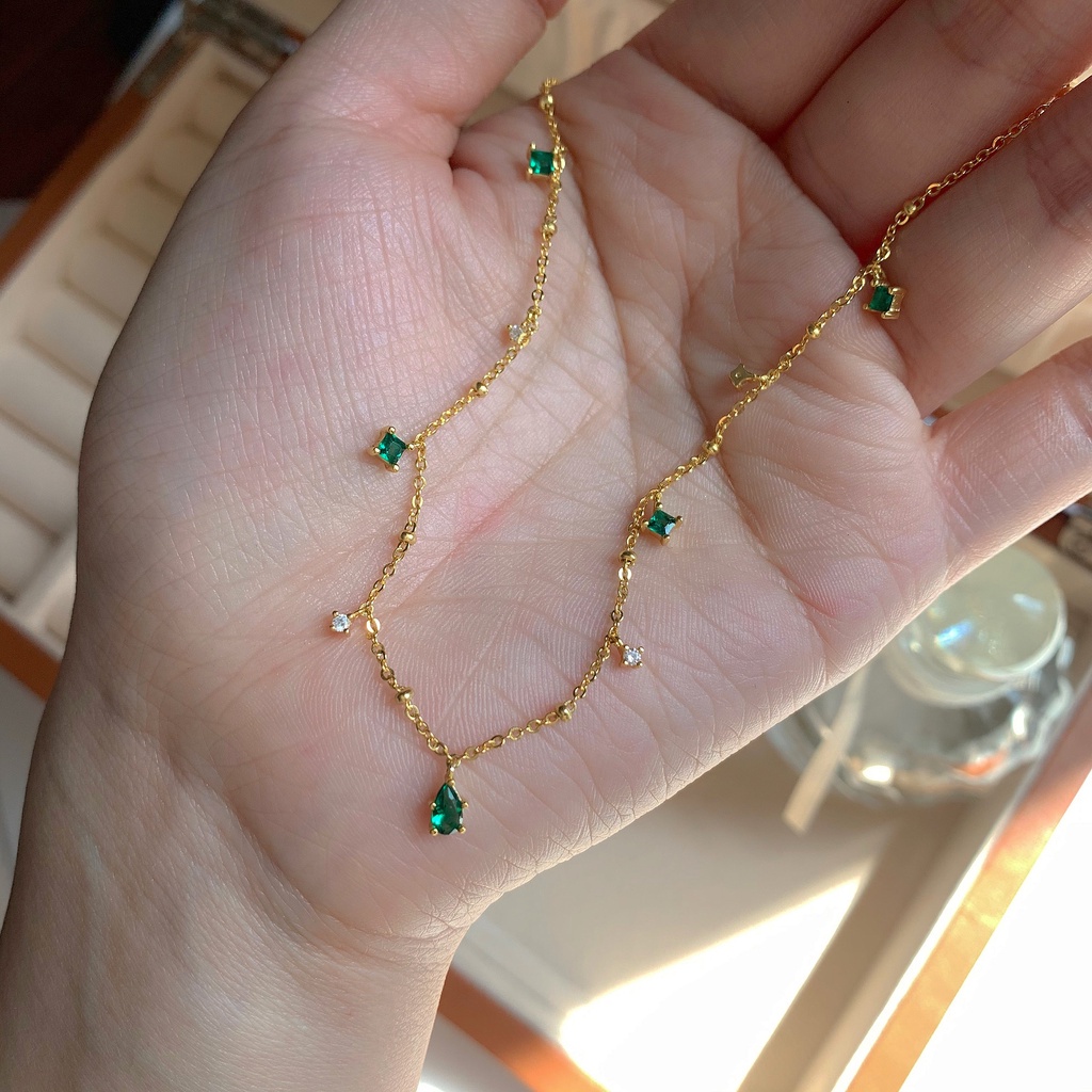 Needway  Temperament Zircon Necklace Girls Choker Clavicle Chain Women Exquisite Copper Green Simple Fashion Jewelry/Multicolor