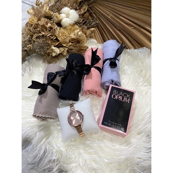 

{SCKMM} GIFT BOX HIJAB / HAMPERS PREMIUM HIJAB / HAMPERS CEWEK /KADO PACAR