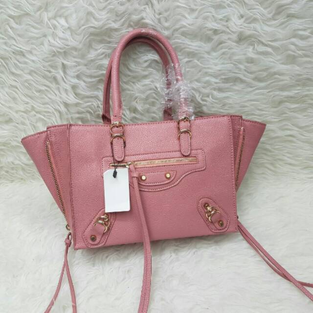 

balenciaga paper sz 26x23 semi premium