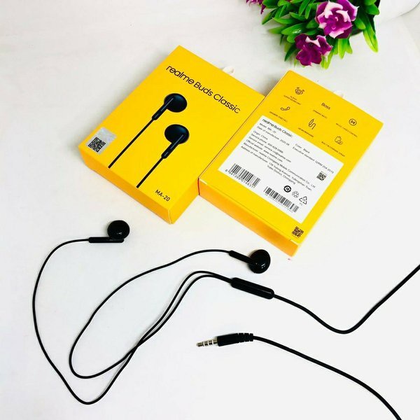 Realme Earphone Buds Classic with HD Microphone Headset Music Bass