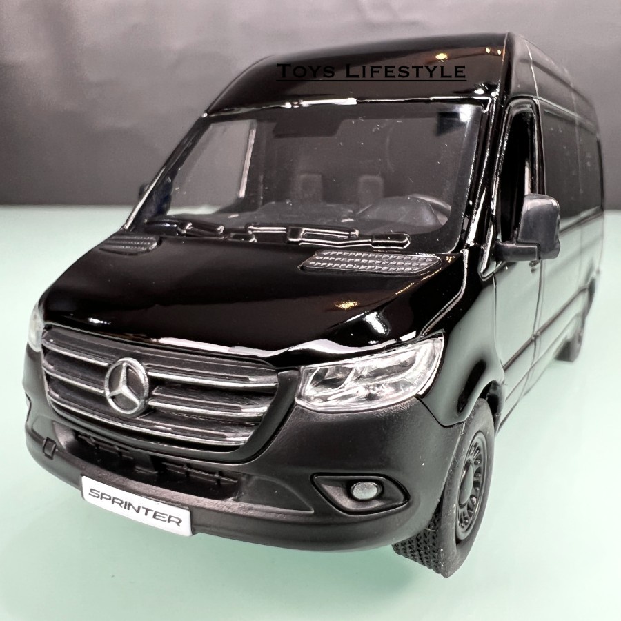 Mobil Kinsmart Diecast - Mercedes Benz Sprinter Skala 1:48