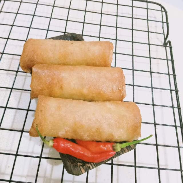 

Lumpia frozen/goreng