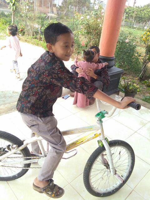 Kemeja Batik Songket Pria Gradation Terlaris