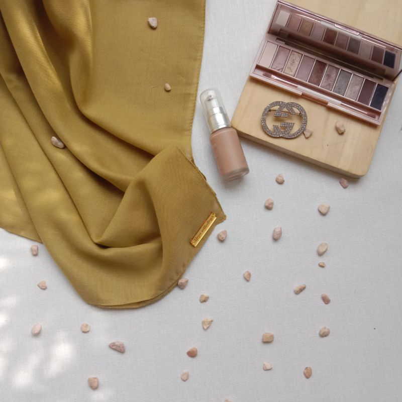 Hijab Segi Empat Paris Premium-goldenroad