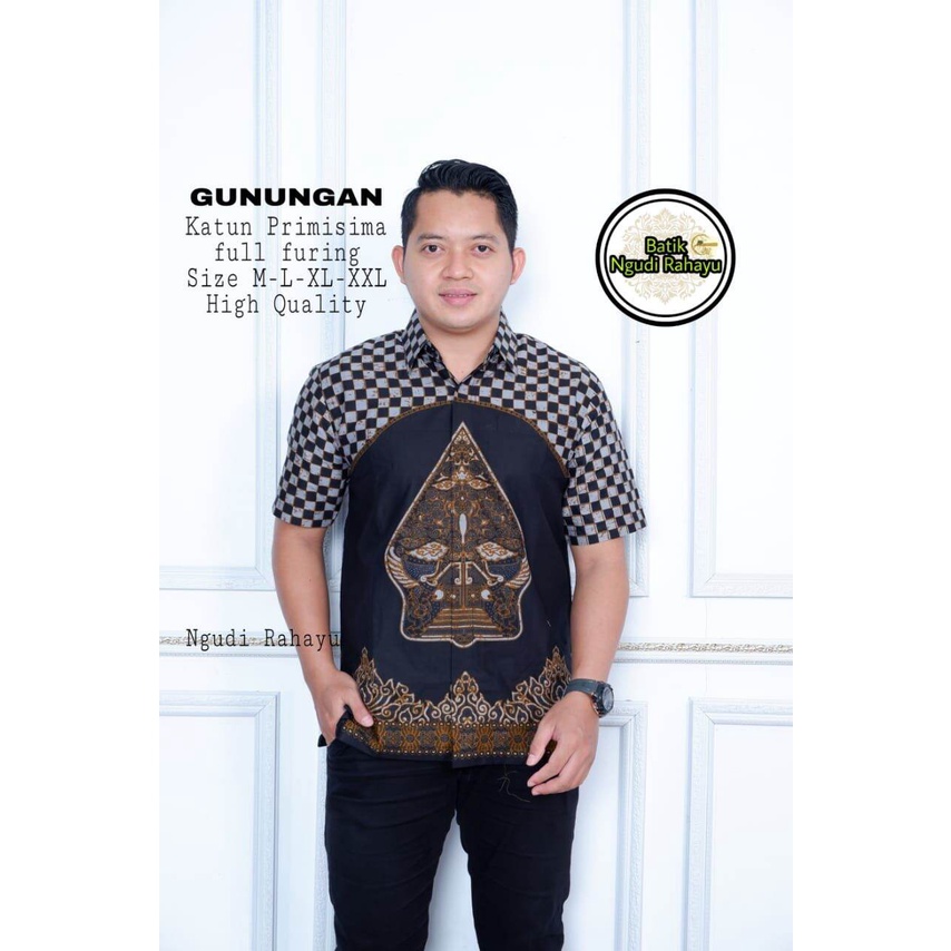 Batik pria terbaru/batik motif gunungan/hem batik pria terbaru/baju batik lengan pendek/batik solo