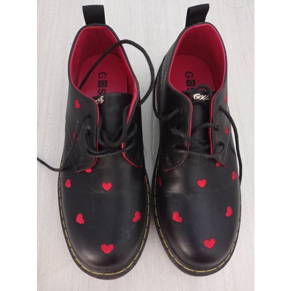 PRELOVED sepatu semi boot cewek (wanita) murah merk GOSH ORIGINAL.