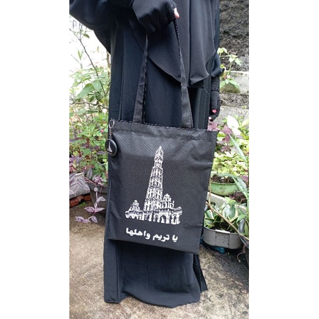 Totebag kanvas Masjid Muhdhor Tarim bonus Ganci