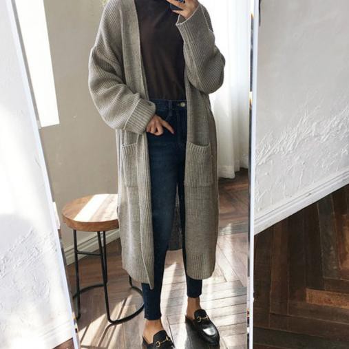 Cardigan Wanita Simple Selutut Warna Untuk Panjang Polos Rajut