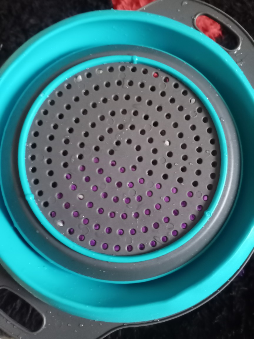 Hdp25 Baskom Lipat Tempat Cuci & Peniris Beras, Buah Dan Sayuran Foldable Elastis Minimalis