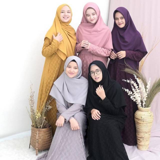 GAMIS SAFWA BROKAT. HIJAB ALILA