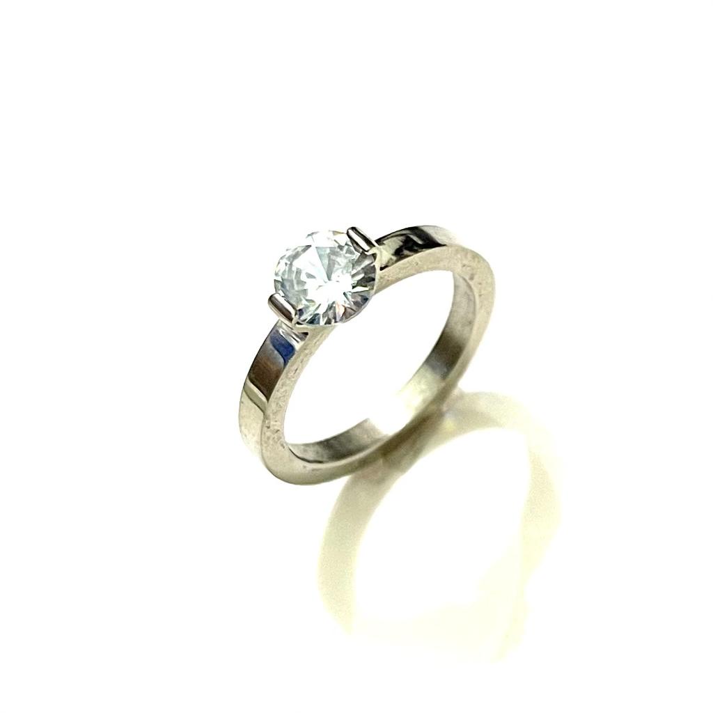 CINCIN TITANIUM PERMATA WANITA/PRIA TERLARIS TERMURAH SILVER DAN EMAS