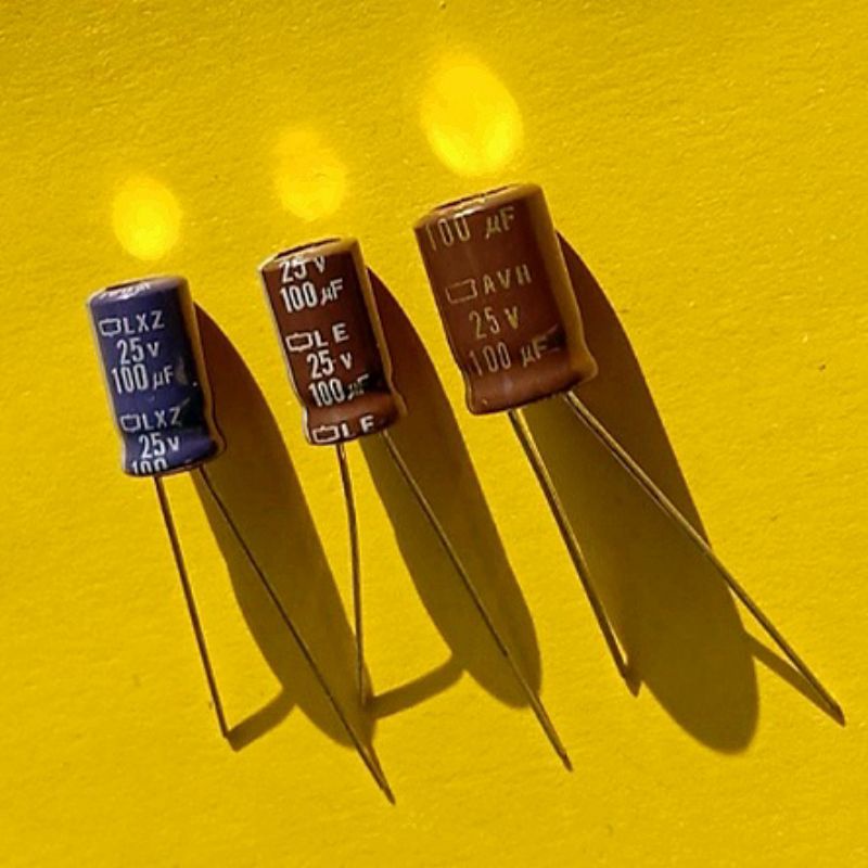 Elko 25v 100uf / Elco 100uf 25v