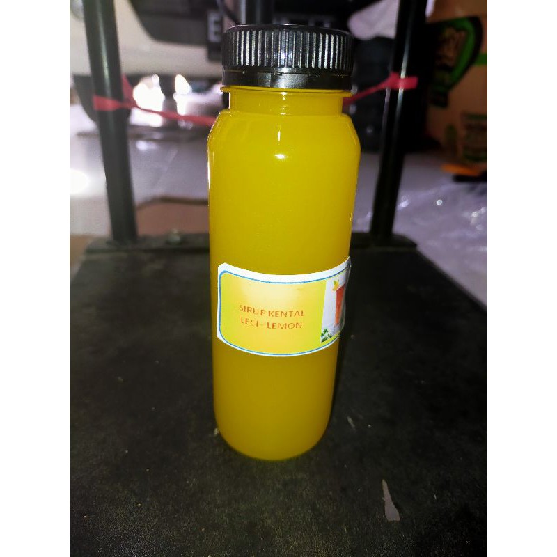 

Sirup Kental Manis Rasa Leci - Lemon Khas Cirebon Berat 400 Gram