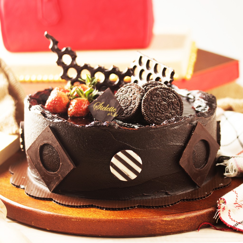 Chocolate Fudge Kue Ulang  Tahun  Birthday Cake 