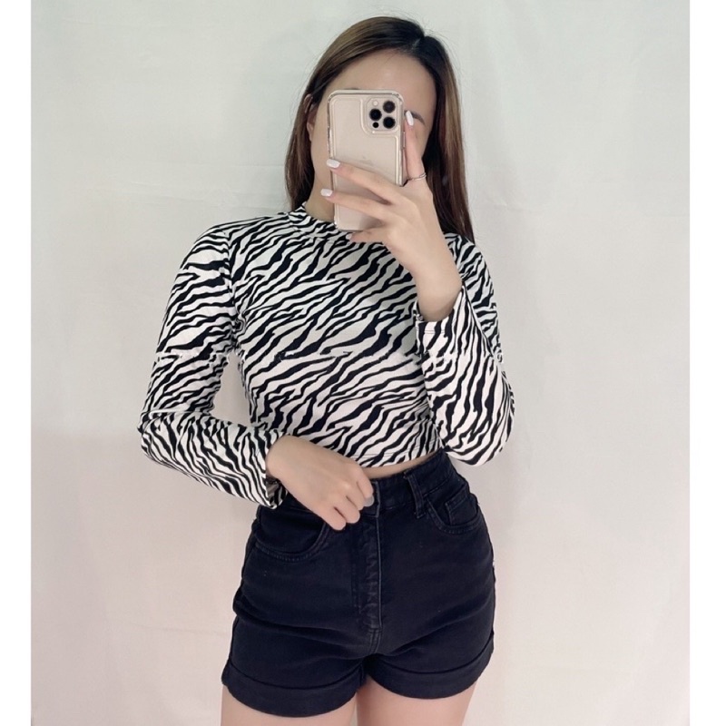 Lengan Panjang Crop BLASTER ZEBRA RIB (LD 88, P 40)