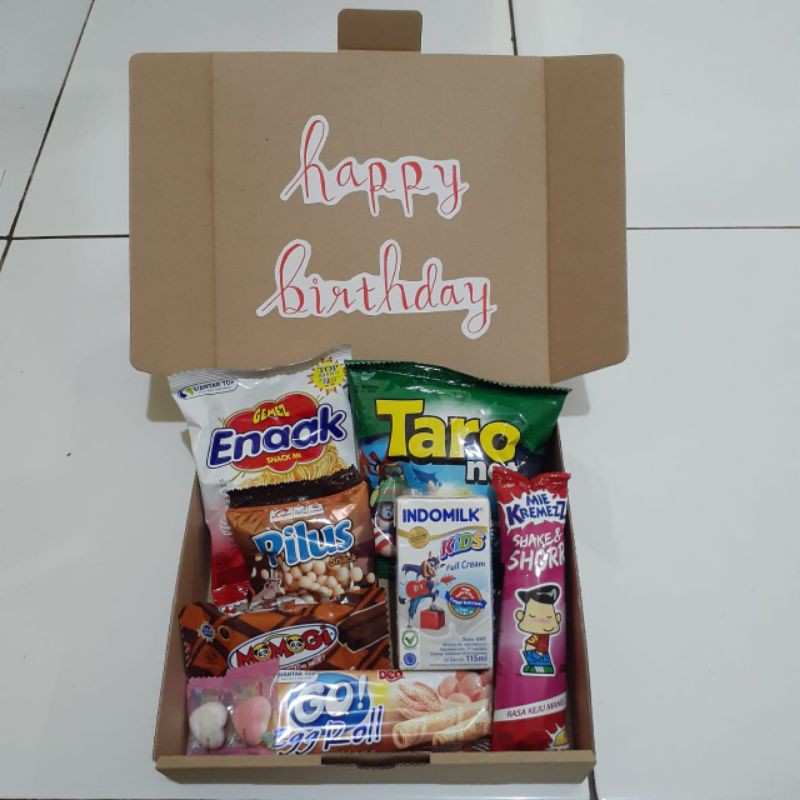 

Hampers Jajan Murah + Susu/Snack Box Murah