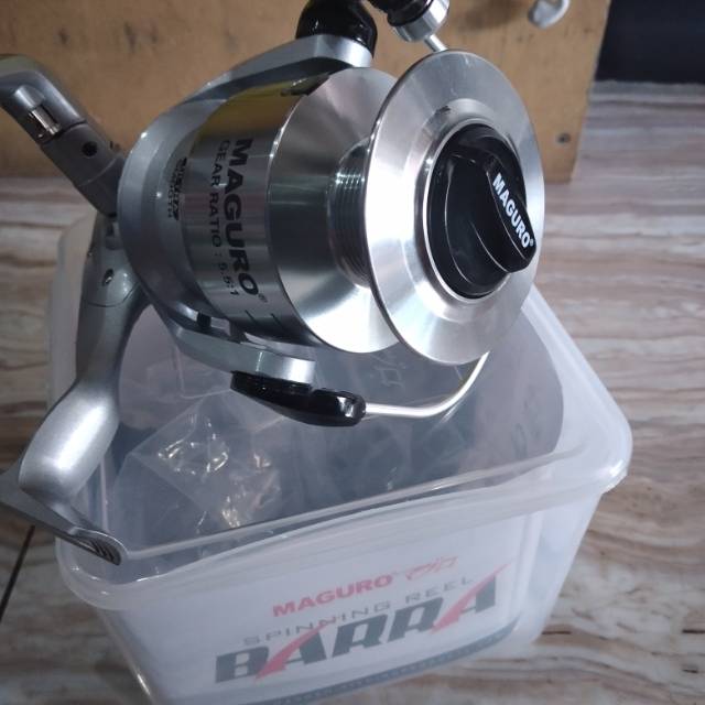 Reel maguro 8000