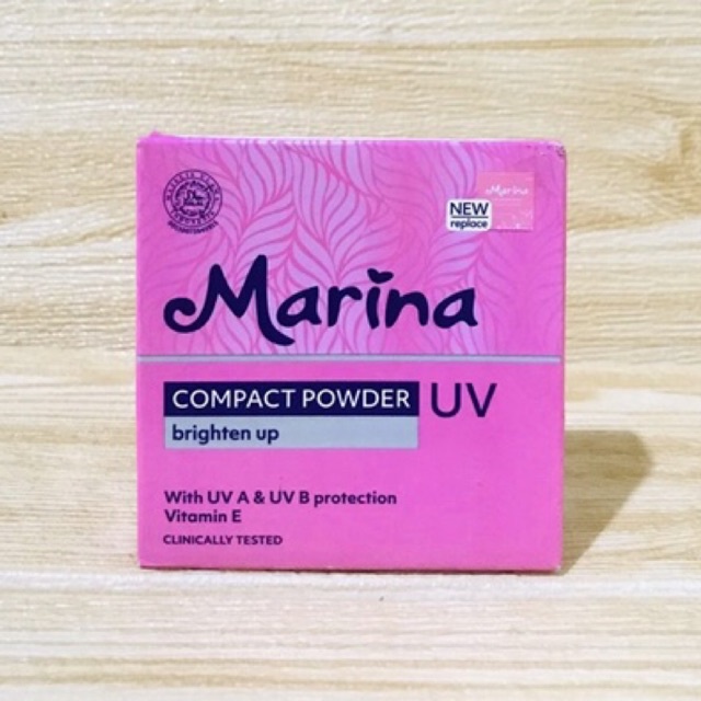 Bedak Marina Compact Powder UV