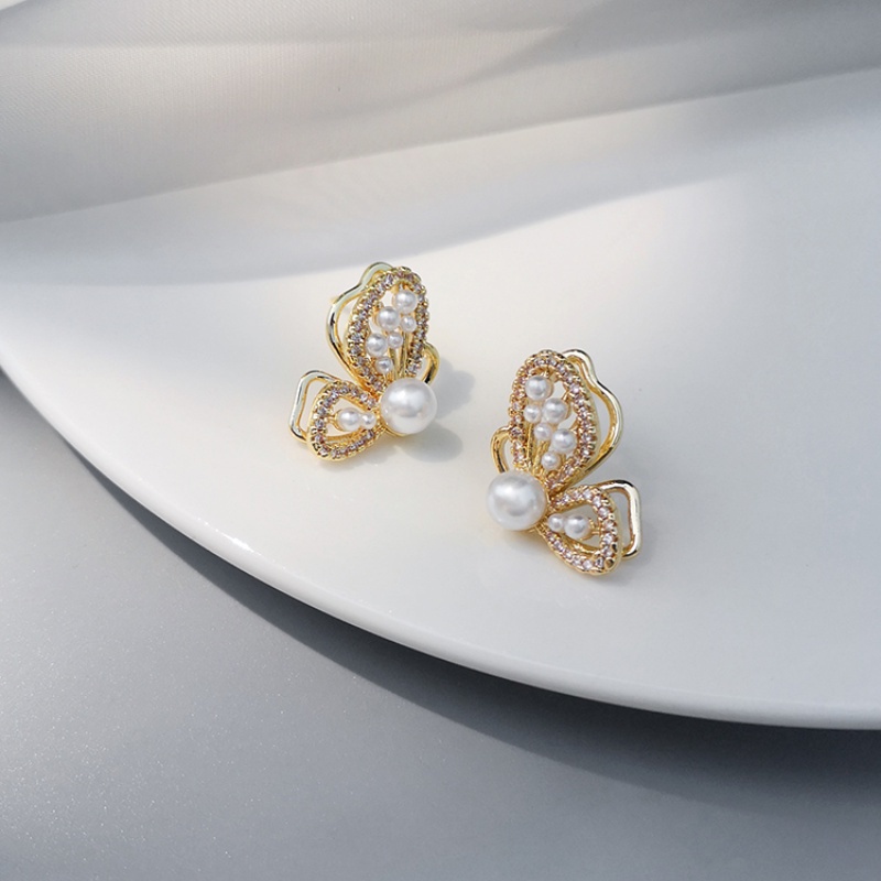 Anting Kupu-Kupu Mutiara Berlian Berkilau Tiga Dimensi Aksesoris fashion Korea Wanita