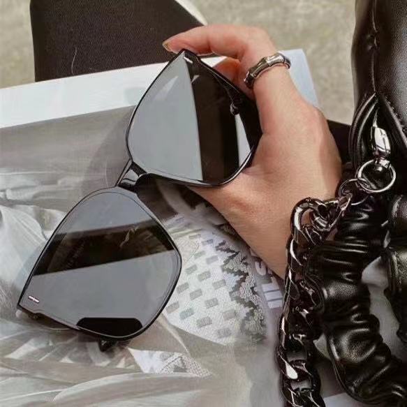 Kacamata Hitam Oversized Bentuk Kotak Untuk Pria / Wanita