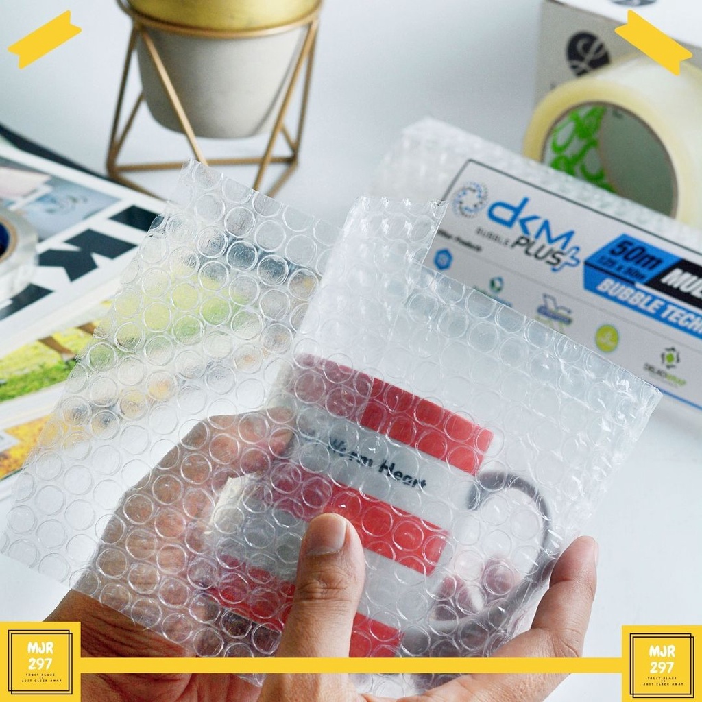 

HJK BUBBLE WRAP ROLL HITAM BENING PLASTIK BUBBLE WRAP BENING DKM+ 125CM x 50M