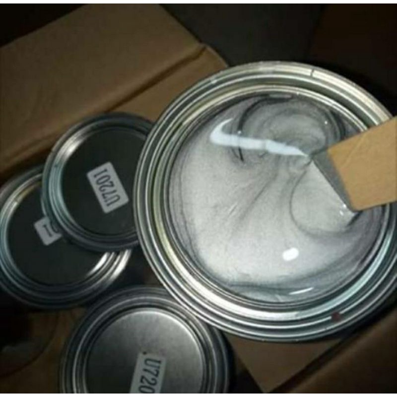 Cat Silver Metalik Dasaran Candytone