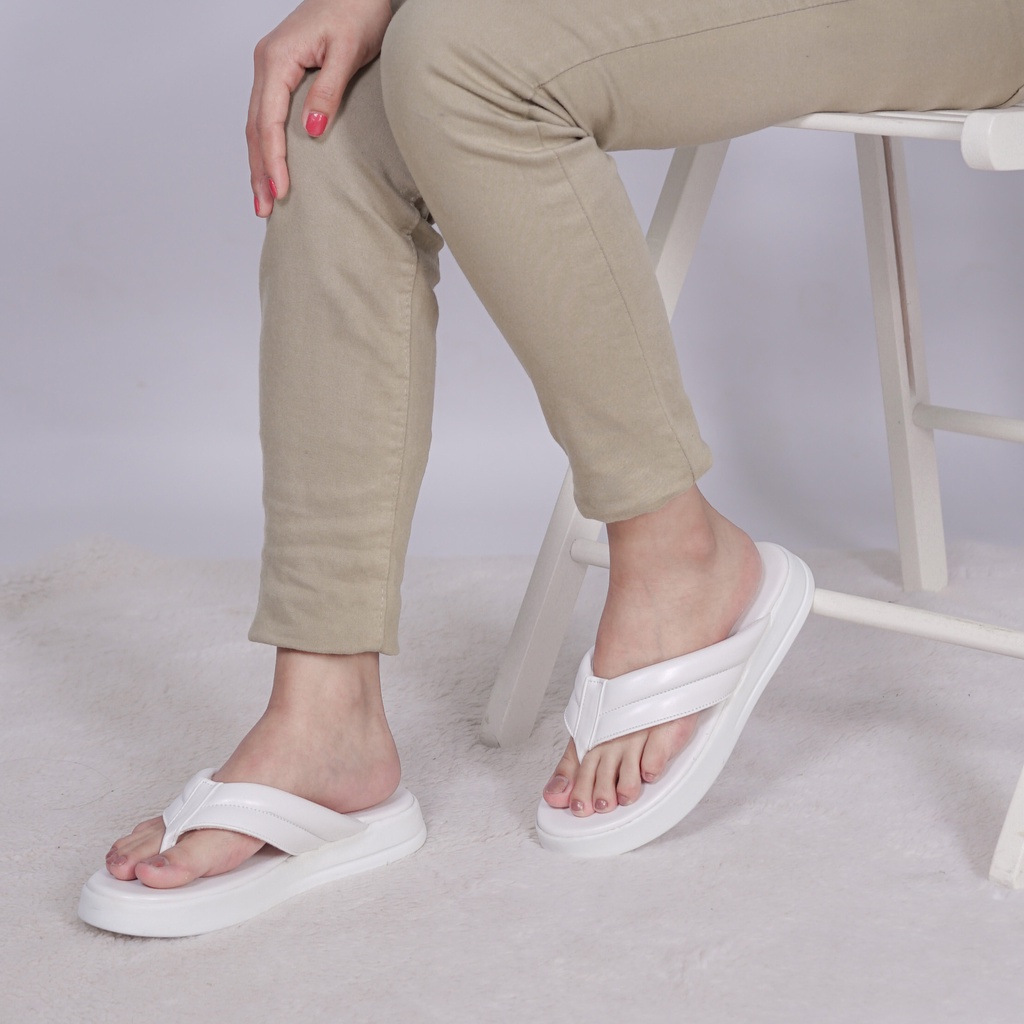 Sara Sara Nora Sendal Jepit Wedges Casual Wanita Sandal Wanita Empuk Kekinian Sandal Japit Cewek Size 36-41