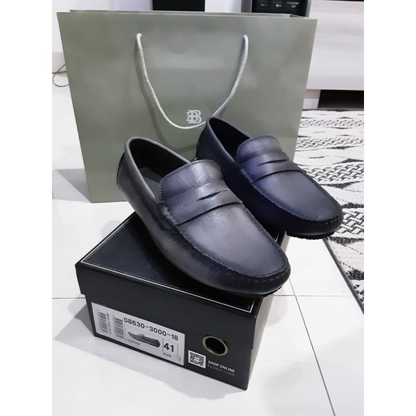 Sepatu Pria Bonia Loafer Size 41 Ori Baru harga asli Rp. 3.599.000