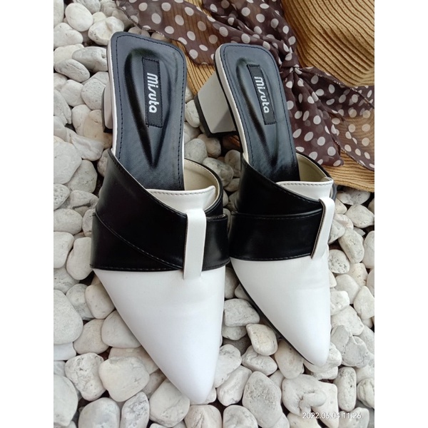 MISUTA ANDINDA HEELS