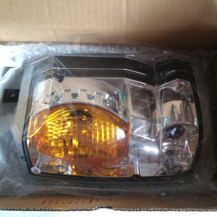 Lampu Sein Sen Depan Isuzu Elf New Facelift Original