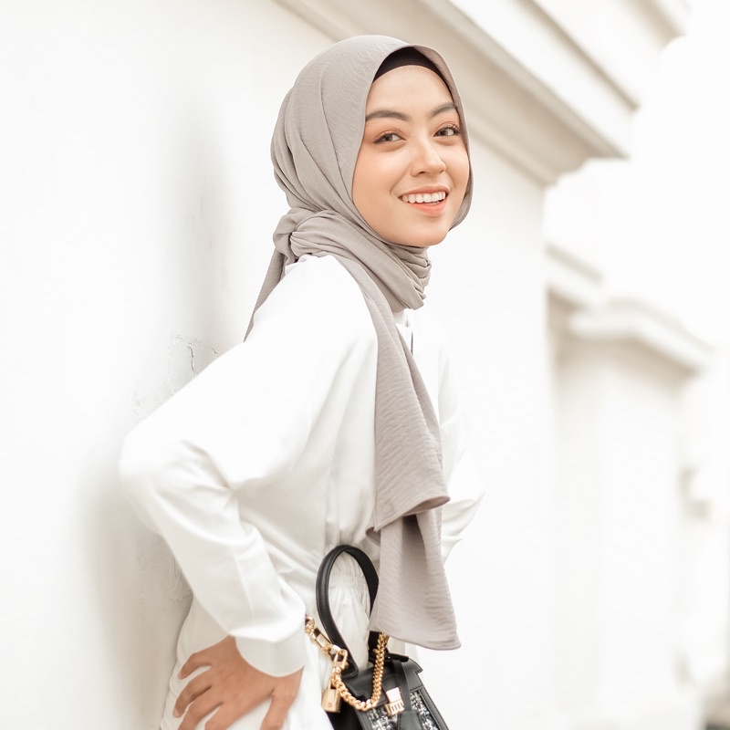 Meira Shawl | Pashmina Polos Kolaborasi Meiraniap x Yeppushop-Swedish Grey