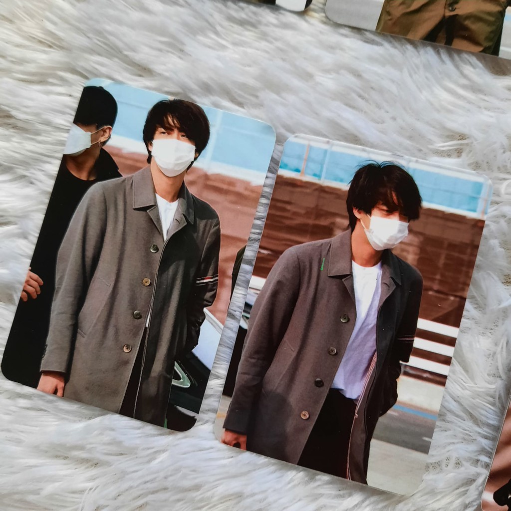 BTS IN AIRPORT HEADING TO L.A PHOTOCARD