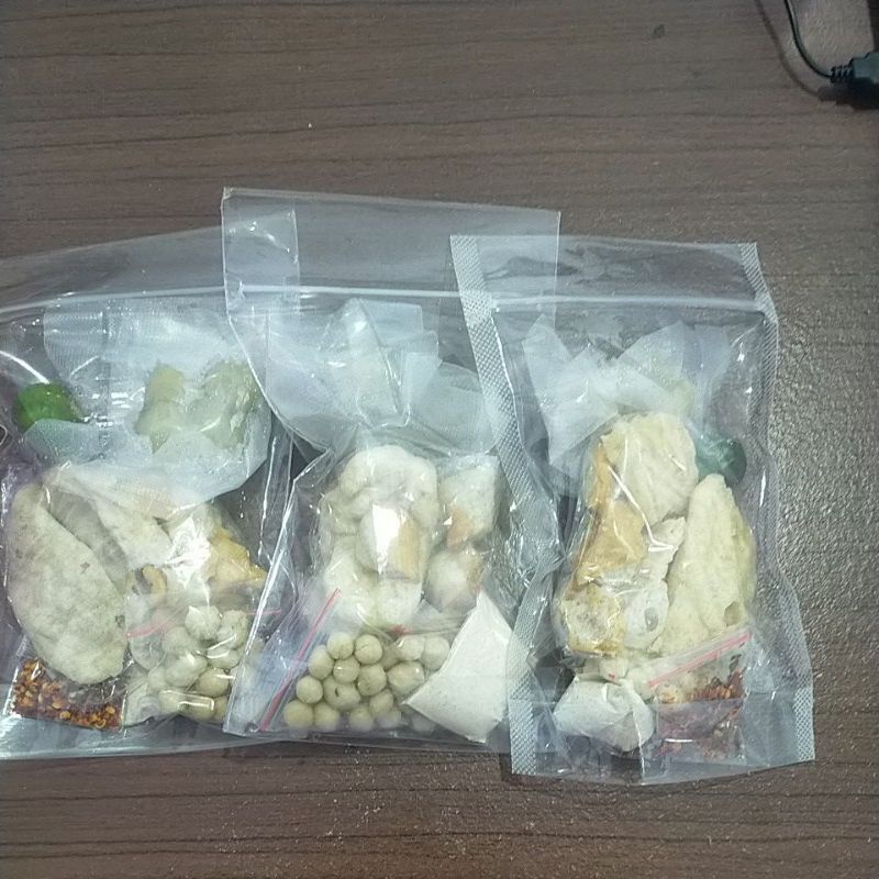 

paket 1kg //15 pack baso aci isi 4 terlaris