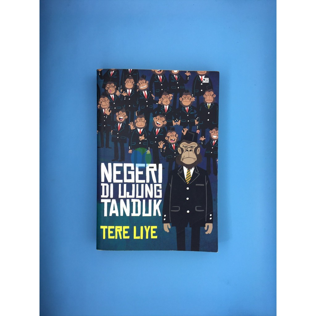 PRELOVED - Paket Novel/Buku Negeri di Ujung Tanduk & Negeri Para Bedebah - Tere Liye